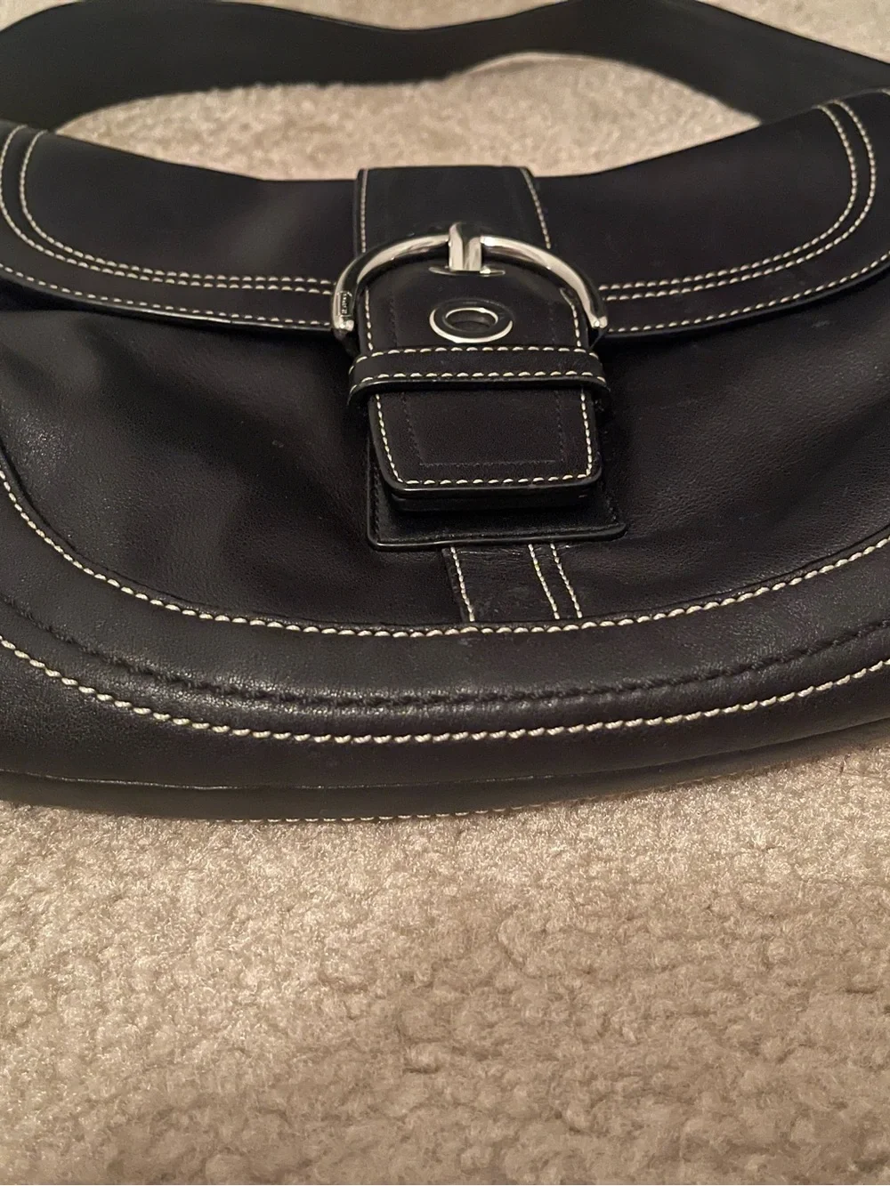 Vintage Coach Soho Black Leather Buckle Shoulder Bag F109910 Y2K